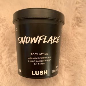 Lush snowflake body lotion NEW